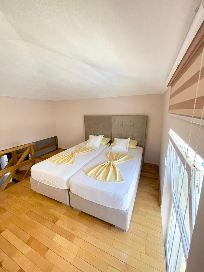 Apartments Harris Ulcinj Luaran gambar