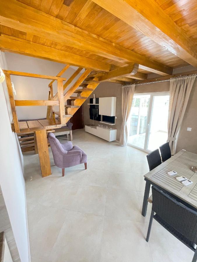 Apartments Harris Ulcinj Luaran gambar