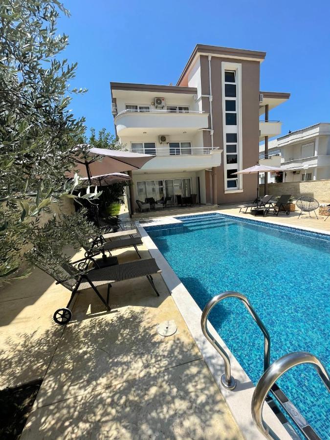 Apartments Harris Ulcinj Luaran gambar