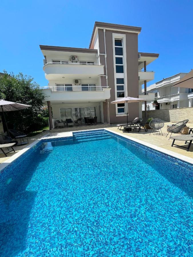 Apartments Harris Ulcinj Luaran gambar