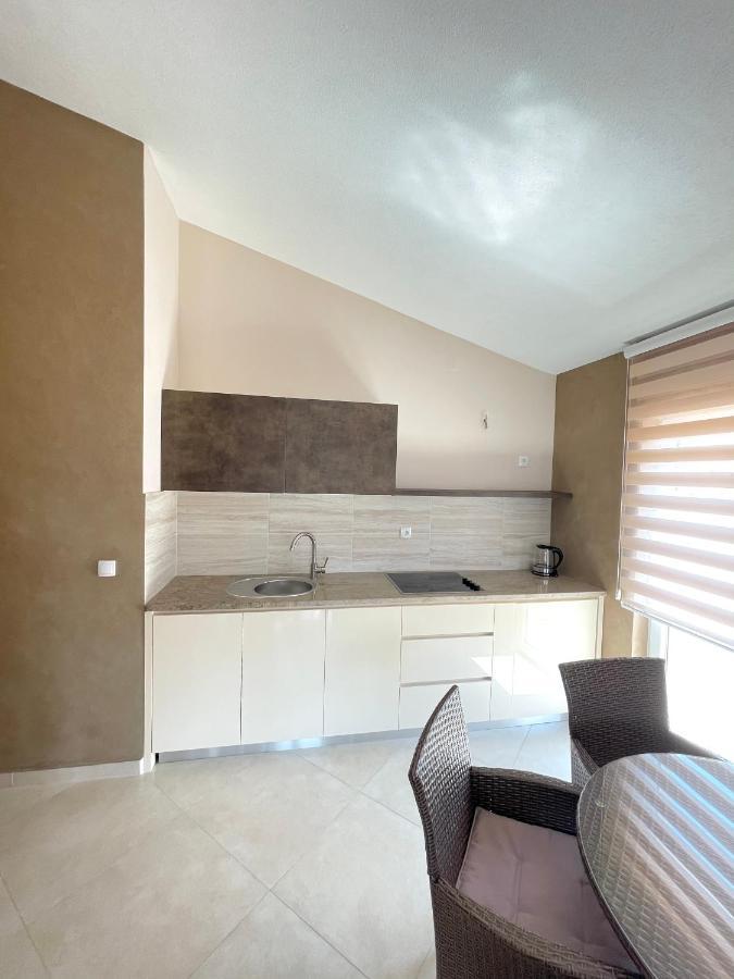 Apartments Harris Ulcinj Luaran gambar