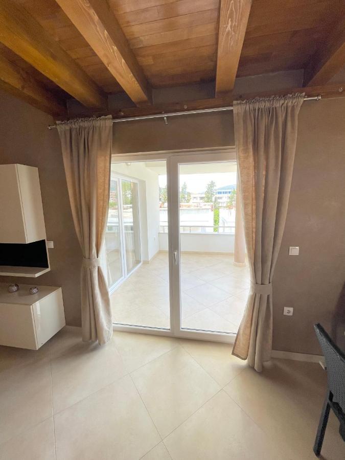 Apartments Harris Ulcinj Luaran gambar