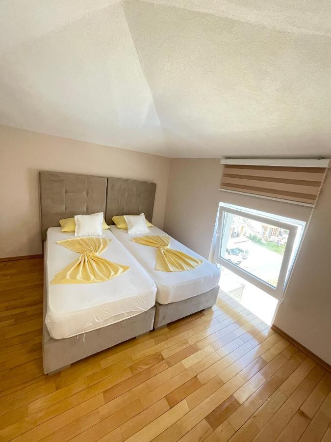 Apartments Harris Ulcinj Luaran gambar