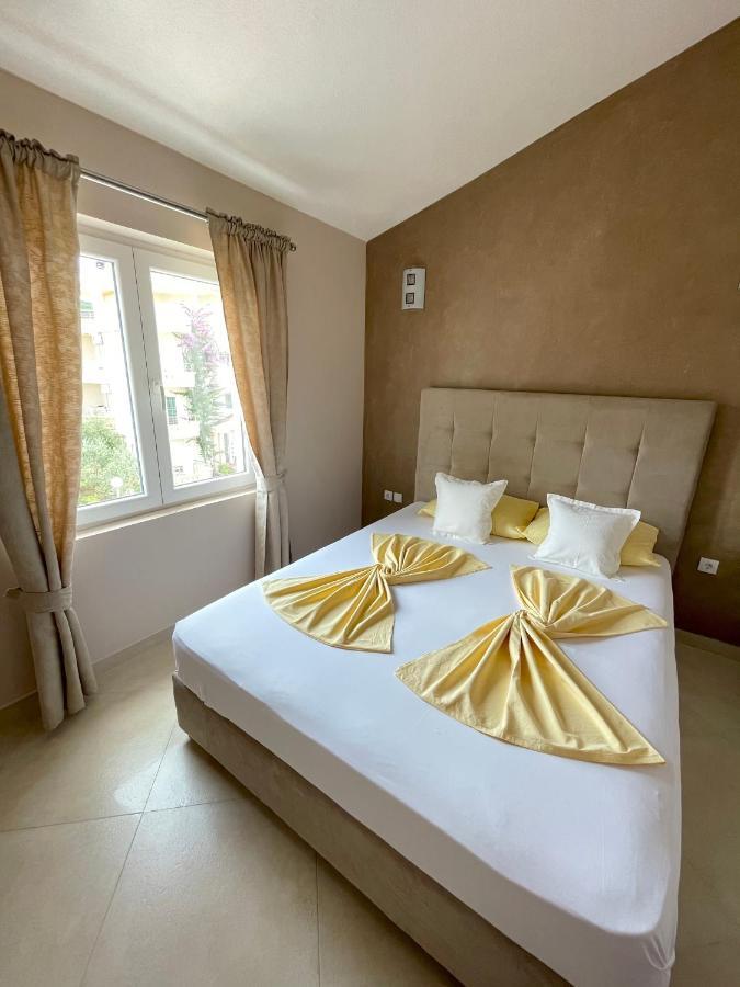 Apartments Harris Ulcinj Luaran gambar