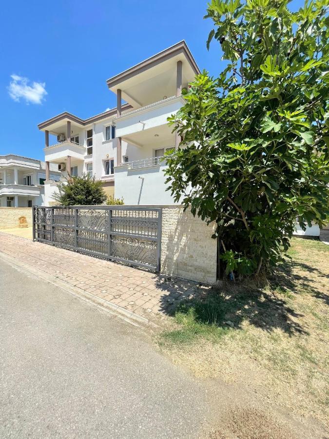 Apartments Harris Ulcinj Luaran gambar