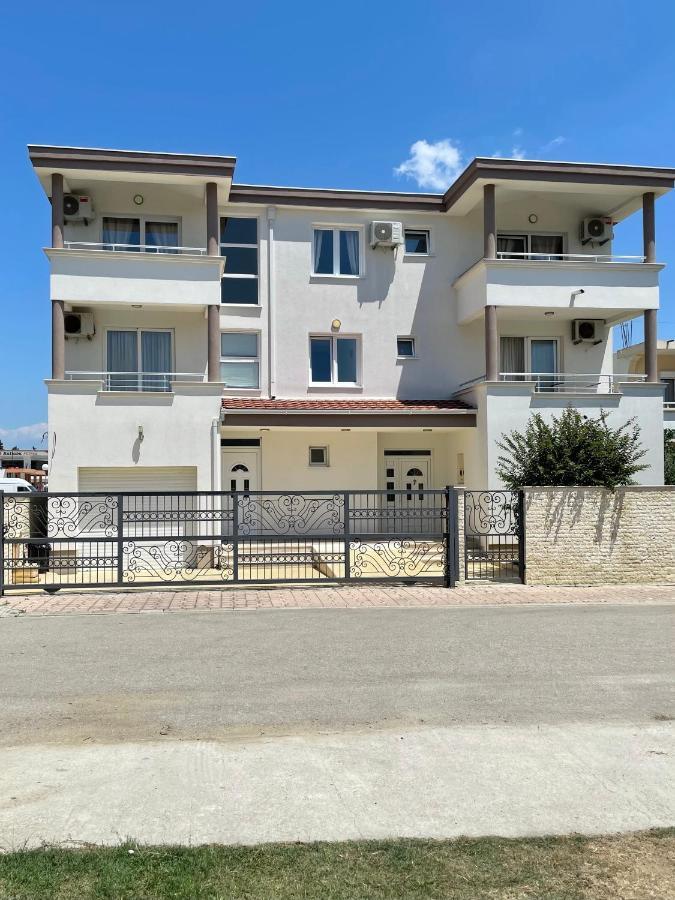 Apartments Harris Ulcinj Luaran gambar